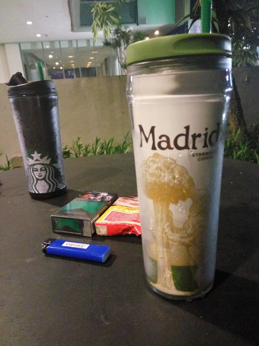 Starbucks Grand City Surabaya-10