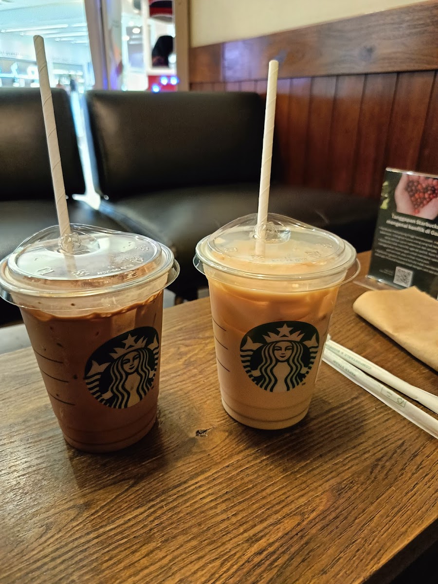 Starbucks Grand City Surabaya-3