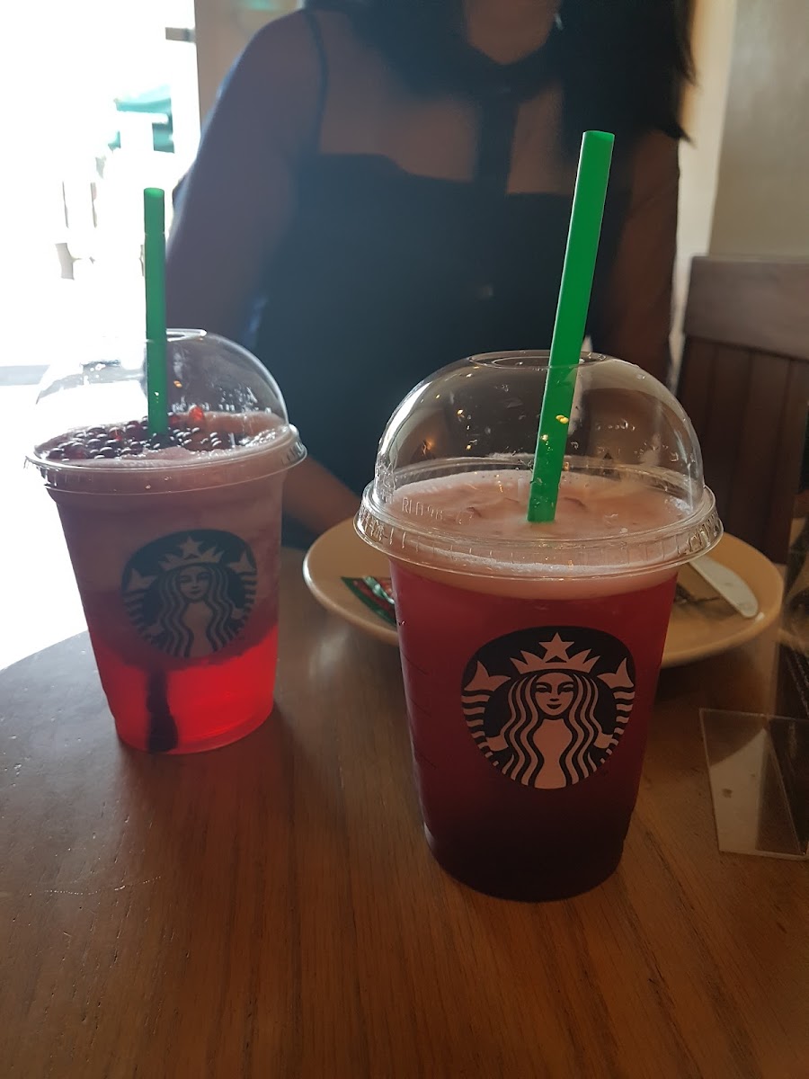 Starbucks Grand City Surabaya-7